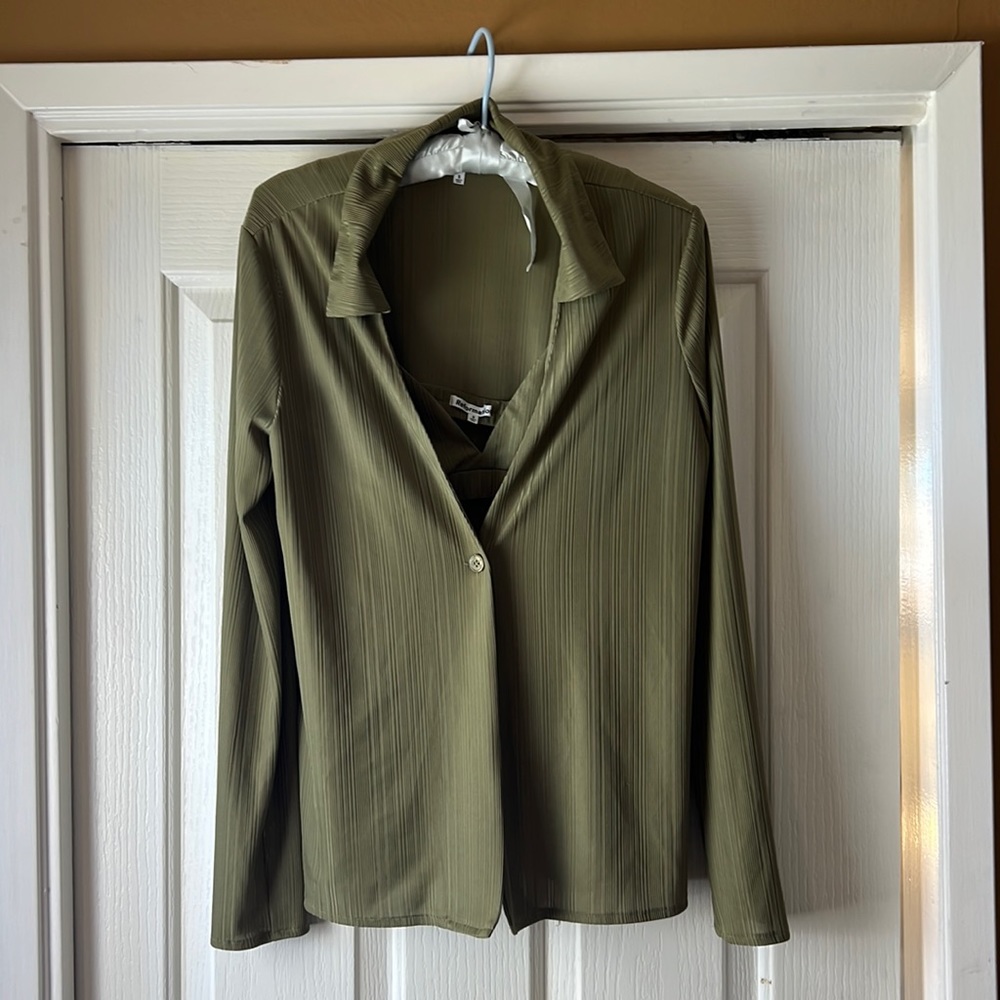 Reformation Sage Green One Button Long Sleeve Top w Matching Bralette Set S